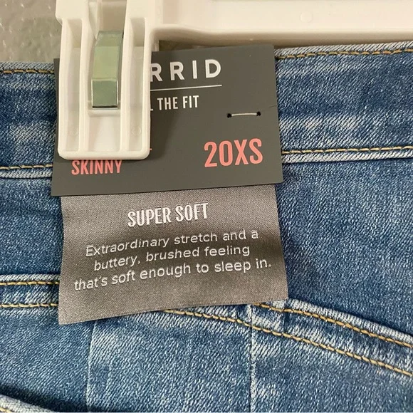 Torrid Bombshell Jeans Size 20XS Extra Short Ankle Blue High Waist Med Wash - Picture 7 of 11